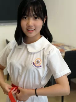 青春学生美少女写真自拍 [00:41]